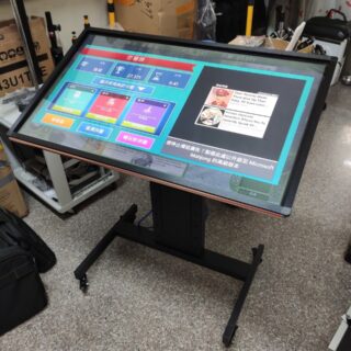 導覽型廣告機
